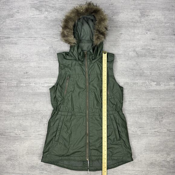 Athleta Green Alpine Air Vest Faux Fur Removable Hood Zip Pockets Sz Small EUC - Picture 4 of 7